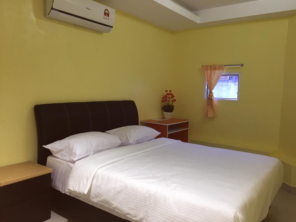 Miri Budget Inn מראה חיצוני תמונה
